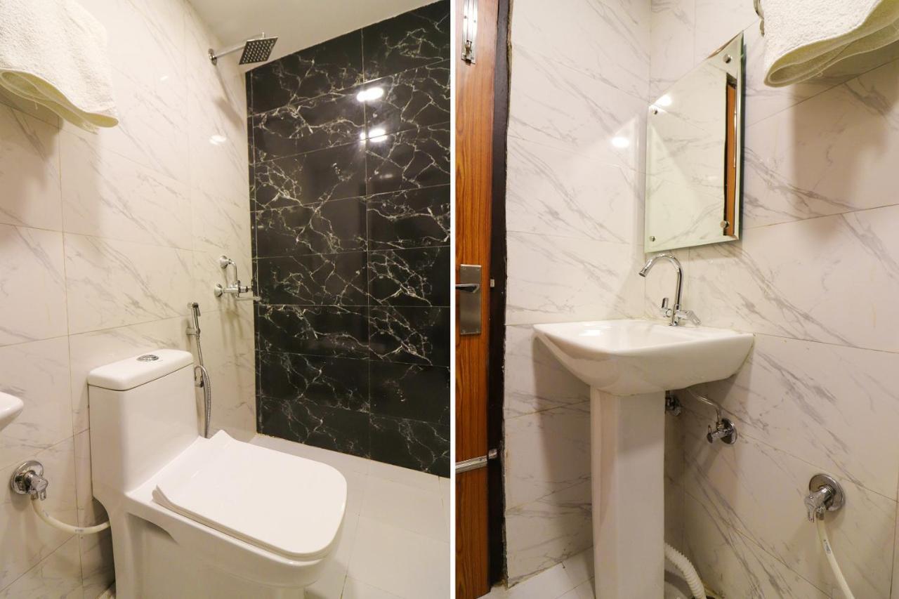 Oyo 63841 White Orchid Hotel Indraprast Bagian luar foto