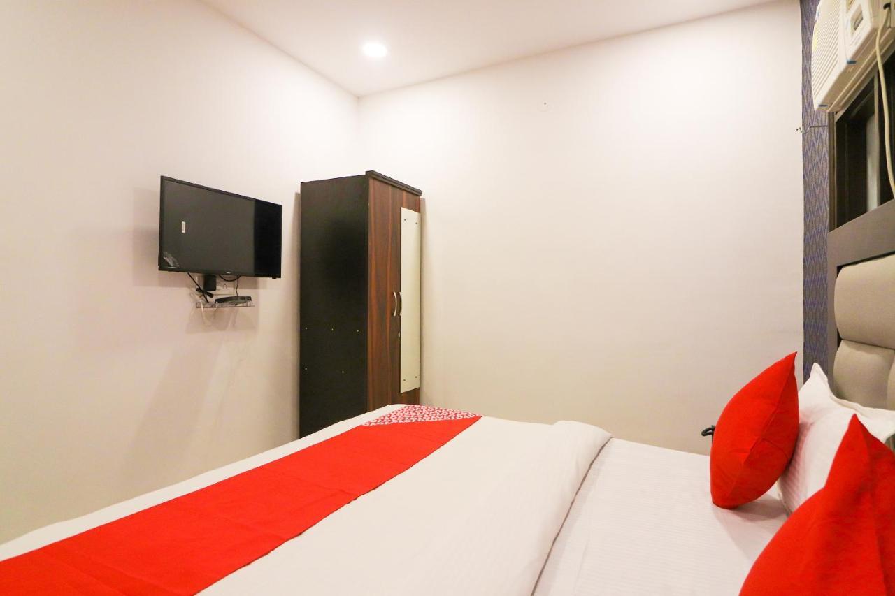 Oyo 63841 White Orchid Hotel Indraprast Bagian luar foto